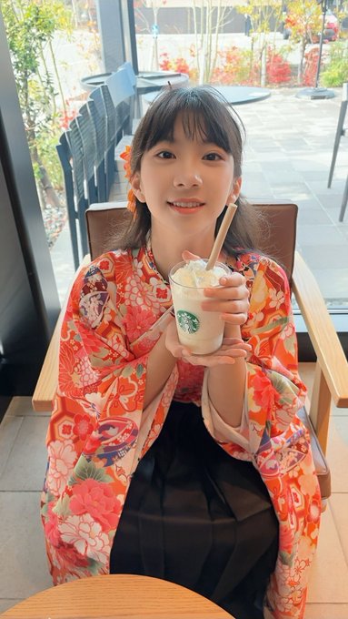 Twitterのコスプレ画像27