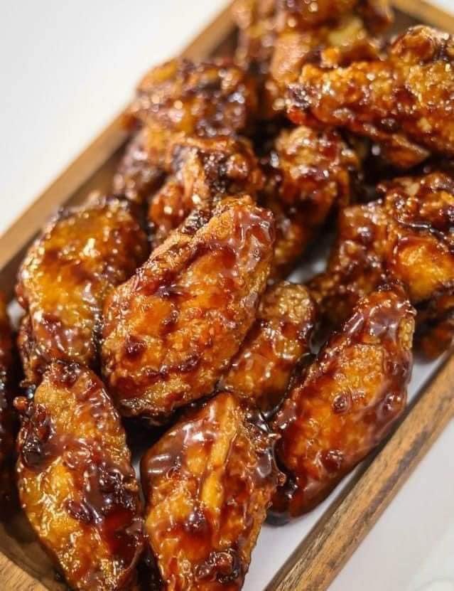 FoodCravings_PH's tweet photo. Juicy Chicken 🤤🤤🤤 https://t.co/3zxJsb3dql