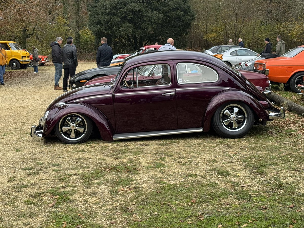 Cars and Coffee organised by Vintage Tyres at Beaulieu Motor Museum yesterday. Pics taken after most cars had left. LR belongs to my Uncle and is immaculate
