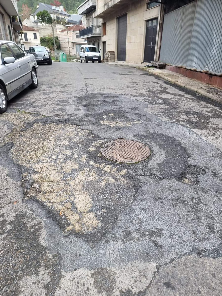 RibeiroEnComun's tweet photo. ⚠️ℹ️ goberno "absoluto" anuncia que vai facer un Proxecto que xa existe no concello desde 2022/23.
#RibeiroEnComún pide que se cumpra o Proxecto realizado no anterior mandato.
#Ribadavia #Francelos
Máis ℹ️👇
https://t.co/WKbuALEWtR https://t.co/u7eEYGNjVw