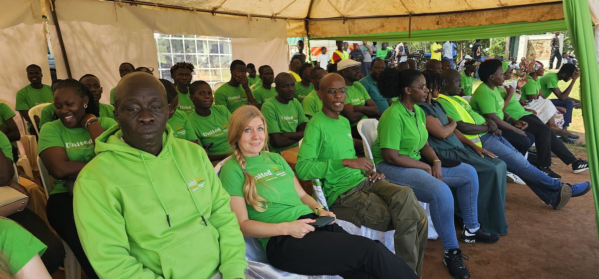 NetoAgostinhoMP's tweet photo. We get the #UGMParty Busia County Gig underway at Butula Youth Polytechnic. #Politicsmadefun. Loads of music, greenpreneur exhibitions,and a football game. We keep working on innovative ways to do politics @siasaplace @GreenForumSwed #kumekucha https://t.co/nu86InadNu