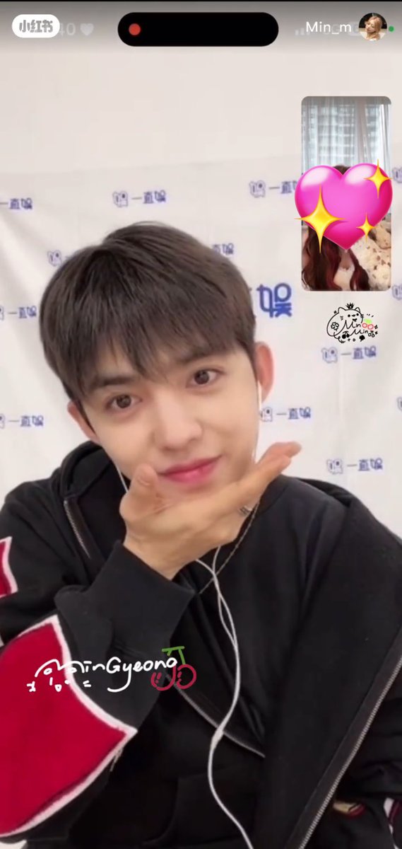 aboutscoups's tweet photo. seungcheol’s 4-cut photo poses 🍒 https://t.co/MZGvMjoMZc
