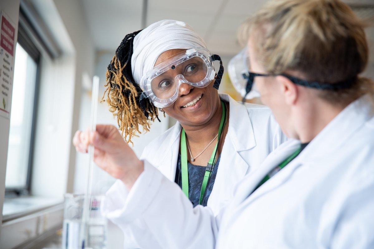 The City of Liverpool College tweet media