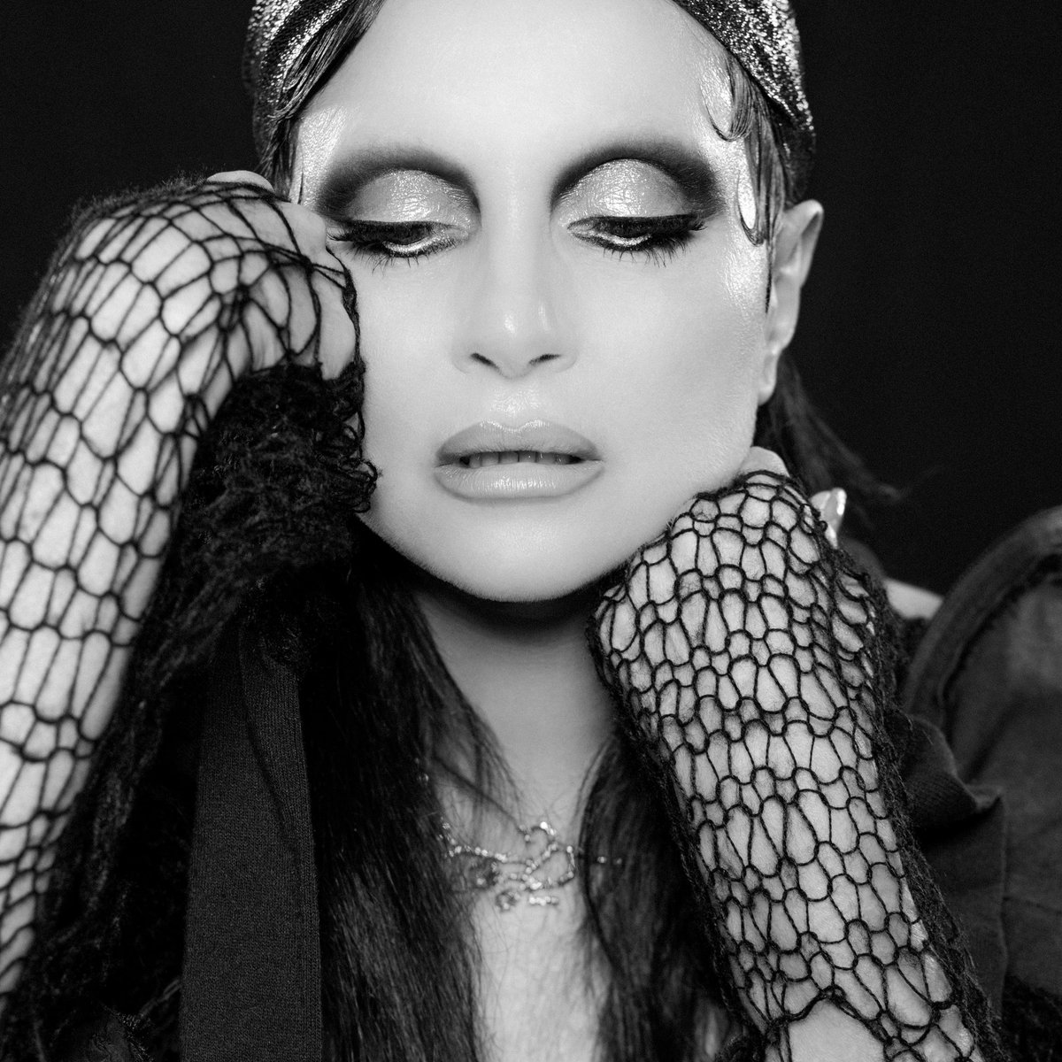 Princess Julia (@princessjulia__) on Twitter photo Excited to announce my portrait by photographer Zoe Law exhibited as part of the LEGENDS photographic display <a href="/NPGLondon/">National Portrait Gallery</a> from 29th November 2024.
LEGENDS celebrates over one hundred individuals.
#princessjulia #zoelawlegends #nationalportraitgallery Excited to announce my portrait by photographer Zoe Law exhibited as part of the LEGENDS photographic display <a href="/NPGLondon/">National Portrait Gallery</a> from 29th November 2024.
LEGENDS celebrates over one hundred individuals.
#princessjulia #zoelawlegends #nationalportraitgallery