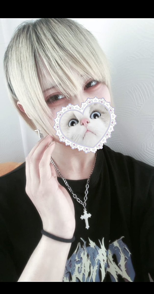 kk_llfy's tweet photo. 目元ピンク��イク初めてしてみた

 #自撮り界隈 https://t.co/6iVwPpKhEe