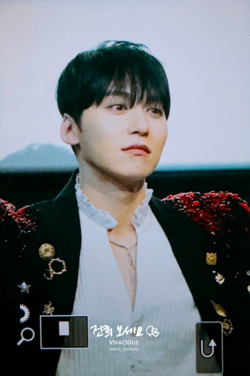 241117
 #원어스 #ONEUS #건희 #KEONHEE #건희의_순간 #건희의_오늘
