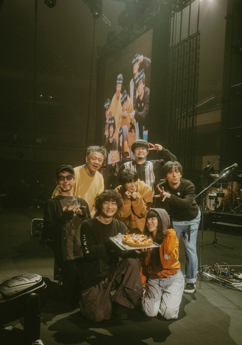 aimyonGtter's tweet photo. 東京 2日目 終わりました🗼🌃
心臓バクバクしたり 
今までで1番高い声が出たり、
今日も一期一会でハッピーでした
また元気に再会しましょ、そうしましょ！
ありがとねん https://t.co/PsSNFW4aqz