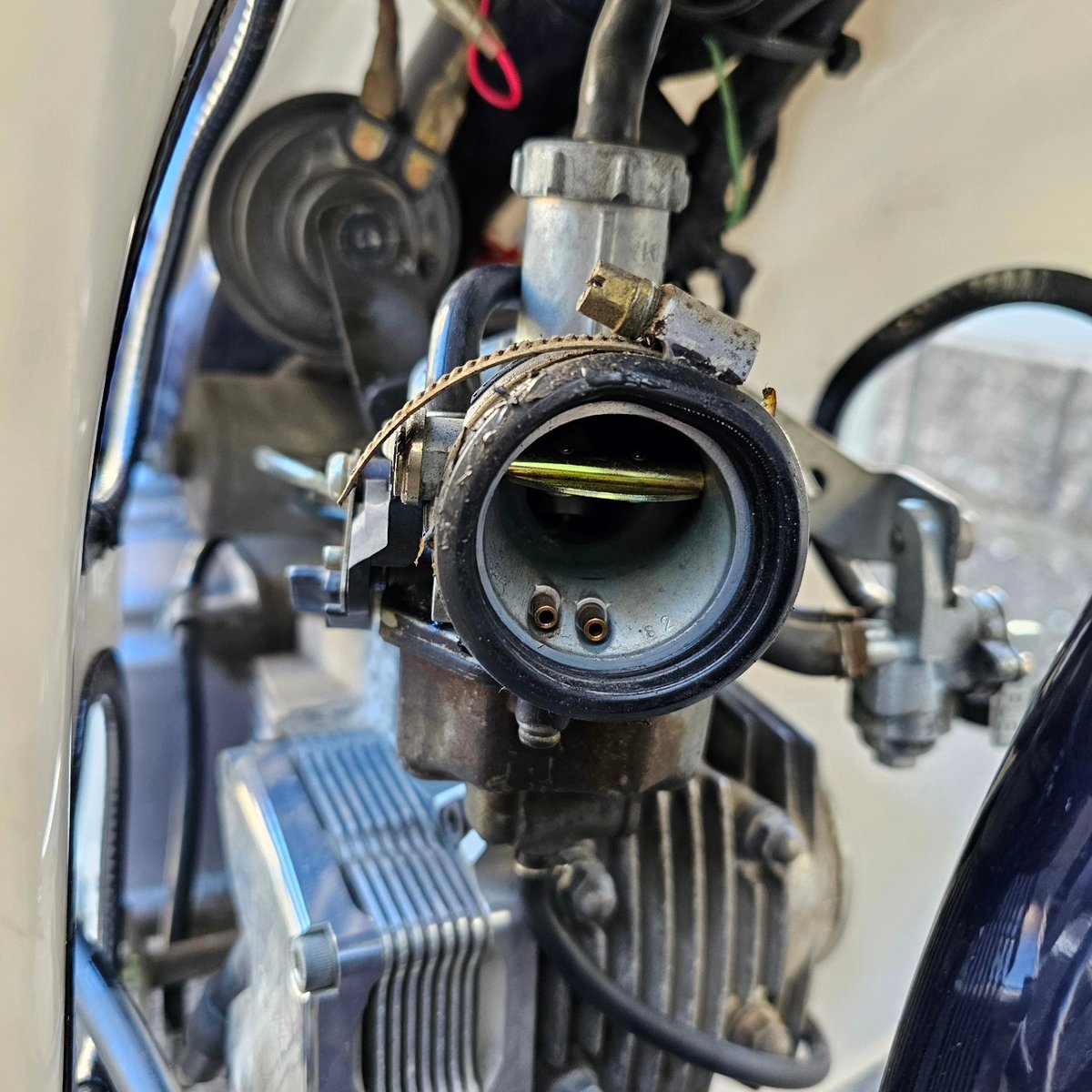 今話題のパーツを付けました
効果抜群です‼️
後パワフィルもげました