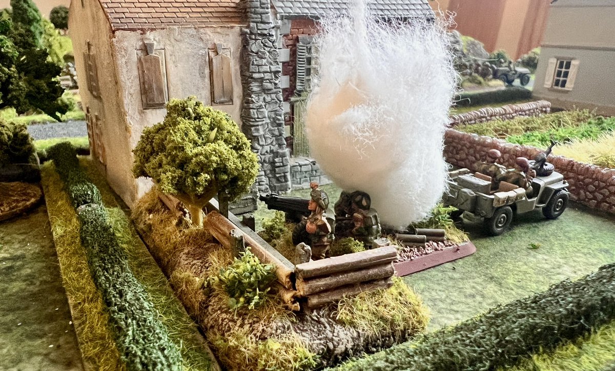 tinyterrain's tweet photo. Turn 5: Despite the benefits of being dug in the #BritishAirborne Pack75mm is lost to a combination of German mortar and small arms fire #15mm #BlitzkriegCommander https://t.co/eC47PwWiXN