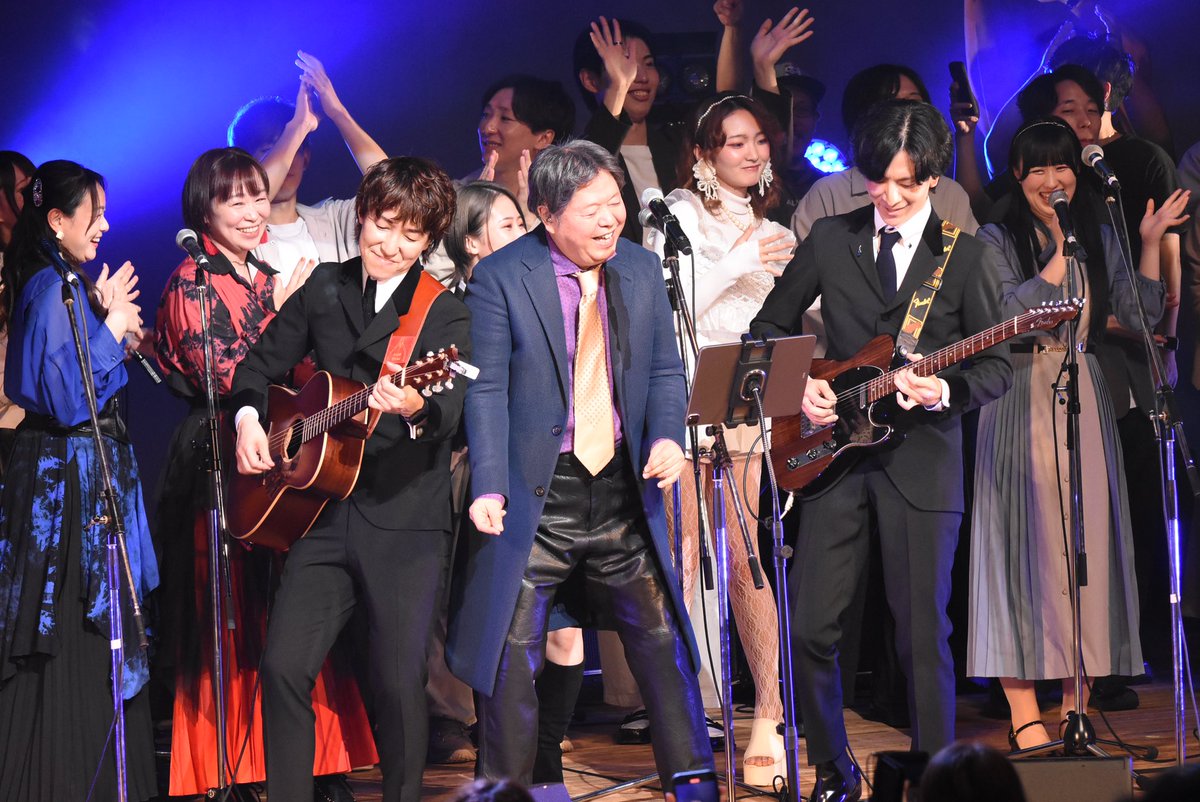 matteruze's tweet photo. 2部から参加してきました〜✨
デラスタさん目当てでしたが、お初なアーティストさんの曲も聴けて新鮮かつ刺激もらいましたね。ビートルズもまとまりがあって聴き入っちゃったし、銀河鉄道999も聴けて楽しい時間でした〜😆
#DelightStyle #タケカワユキヒデ #さいたま夢KANA音楽祭 https://t.co/SYv8bE6hCA