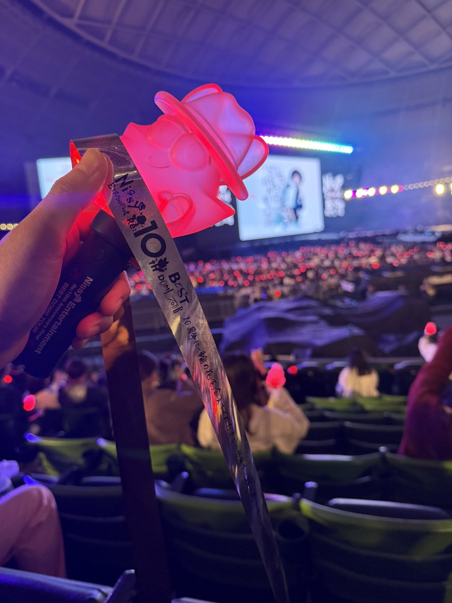 msyk23p2's tweet photo. NissyのLIVE最高すぎました

LIVE見てるより映画を観ているような世界観でNissyの目指しているエンタメを覗かせてもらいました！！

本当に音楽、歌、演出、ビジュアル全てが良すぎた！！今後行く人楽しんでね！

#Nissy
#Nissy_Re10th 
#Nissy_Re10th_ベルーナドーム https://t.co/Ixk2wyIBlm