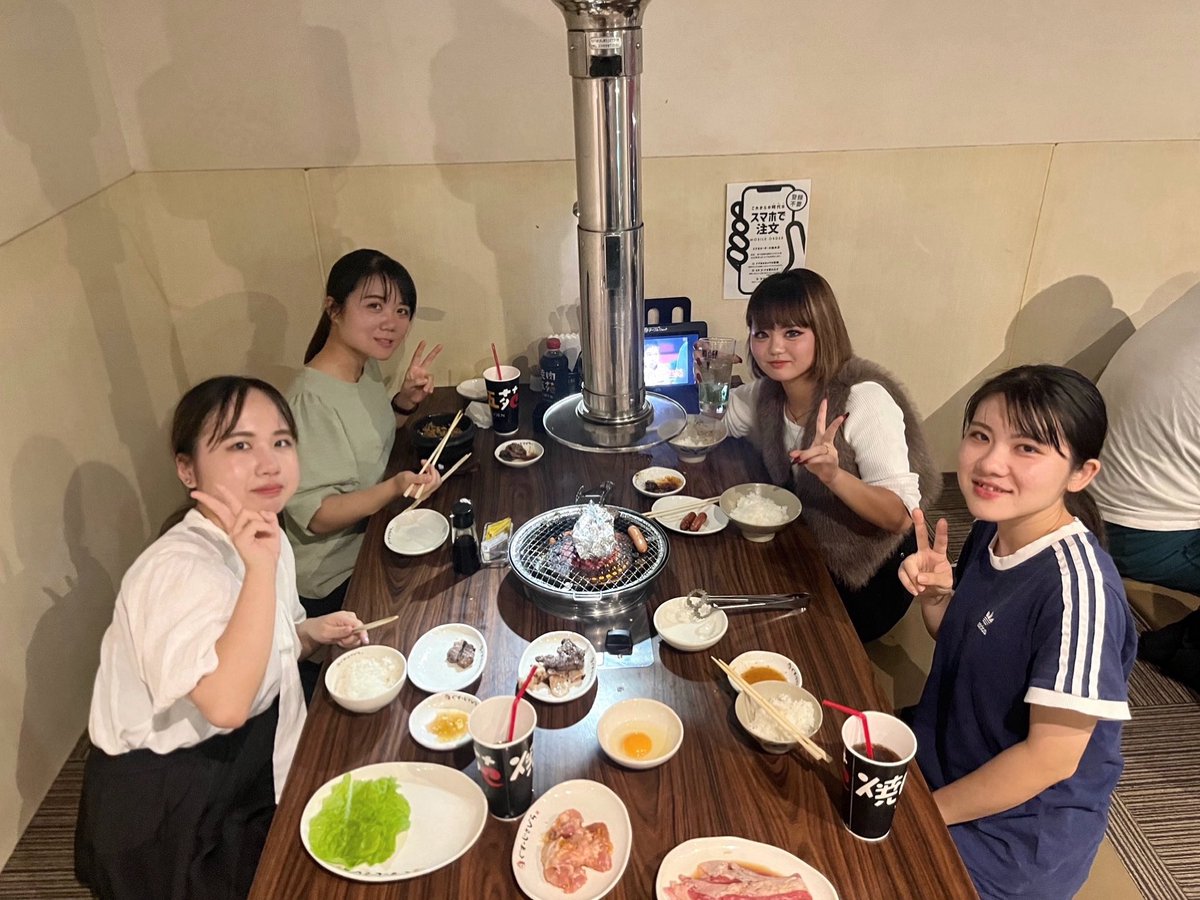 henna_seinenkai's tweet photo. 打ち上げ😊とっても楽しかったです
お疲れ様でした！
平安名青年会 来年度メンバー募集中です
DMお待ちしてます🎶 https://t.co/xNmV6dToVx