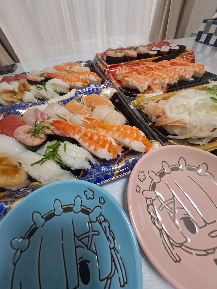 s2_mike_s2's tweet image. 🐈️今日のにゃんこtheムービー🎥
猫呼びアイテム✨️🍴😺🍴✨️
弟家族のお家にお呼ばれして
🩵保護🐈️ちゃん🤍
3匹目と初対面♥️
お寿司🍣パーティー
してくれたん🩵😽🩷

20241117

#保護ねこ
#家族
#寿司