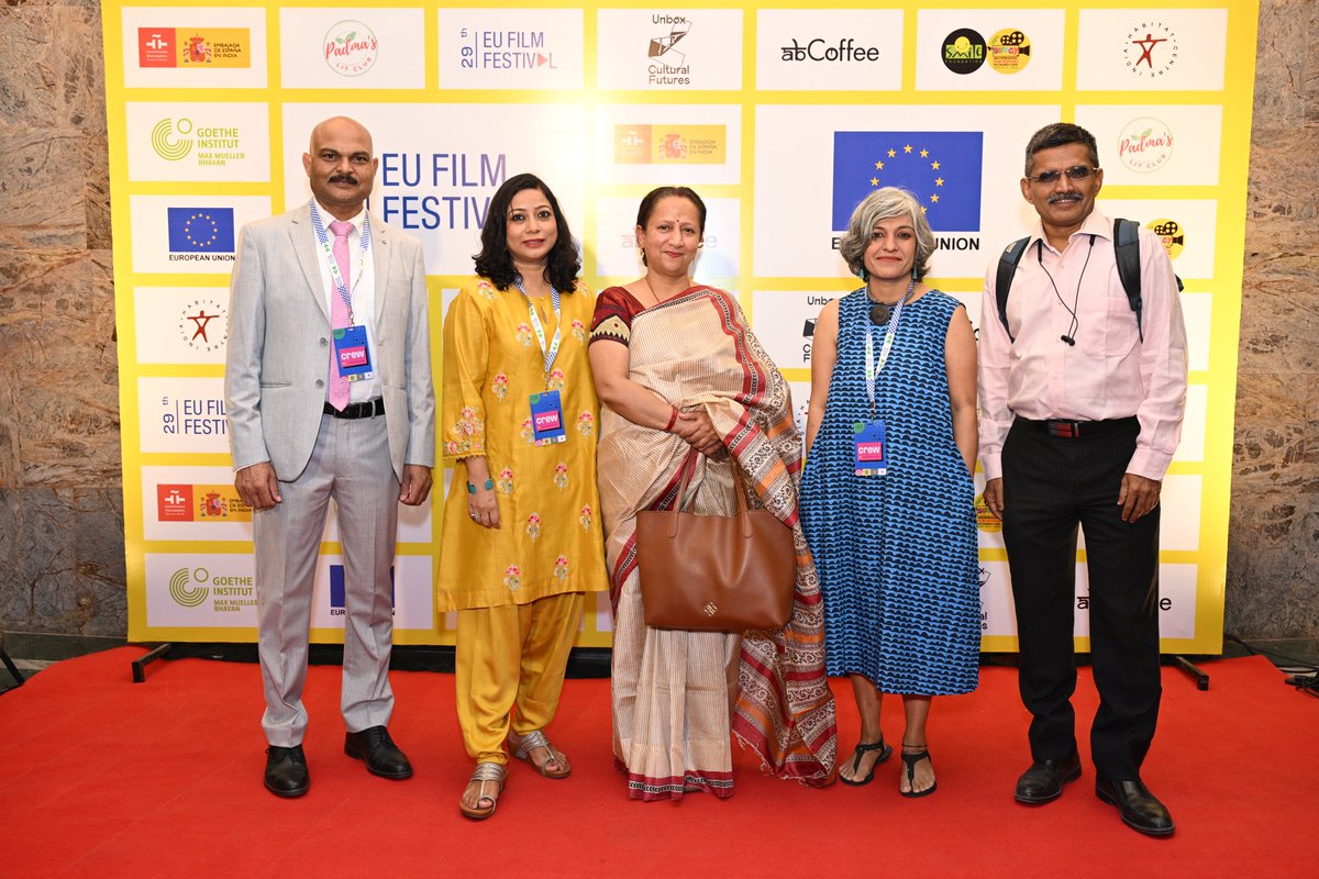euffindia's tweet photo. And that’s a wrap ❤️
Scroll to get a glimpse at the 10 days of European Film screenings in 31 languages from 26 countries 🇪🇺 A festival like no other, that opened the #WindowtoEurope🥹
(1/5) https://t.co/uUS9Zd3Hop