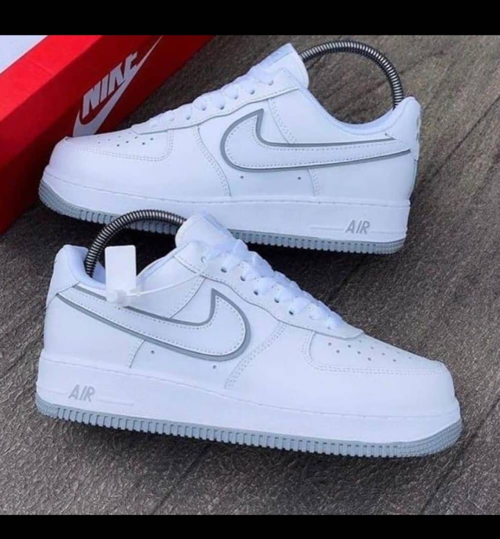 umaerfaruk's tweet photo. Twitter fam
Show your bro some love
Let me be your designer shoes, crock tops, T-Shirts, Sweat pants, Hoodies Original Palms and Crocs Plug. 
Saviola Luxury Shop
No 138 Hashim Plaza 
Opposite Mudassir &amp; Bro Ahmadu Bello Way Kaduna. 
Chat up on 08130818529
Statewide Delivery https://t.co/nqMljrm6nX