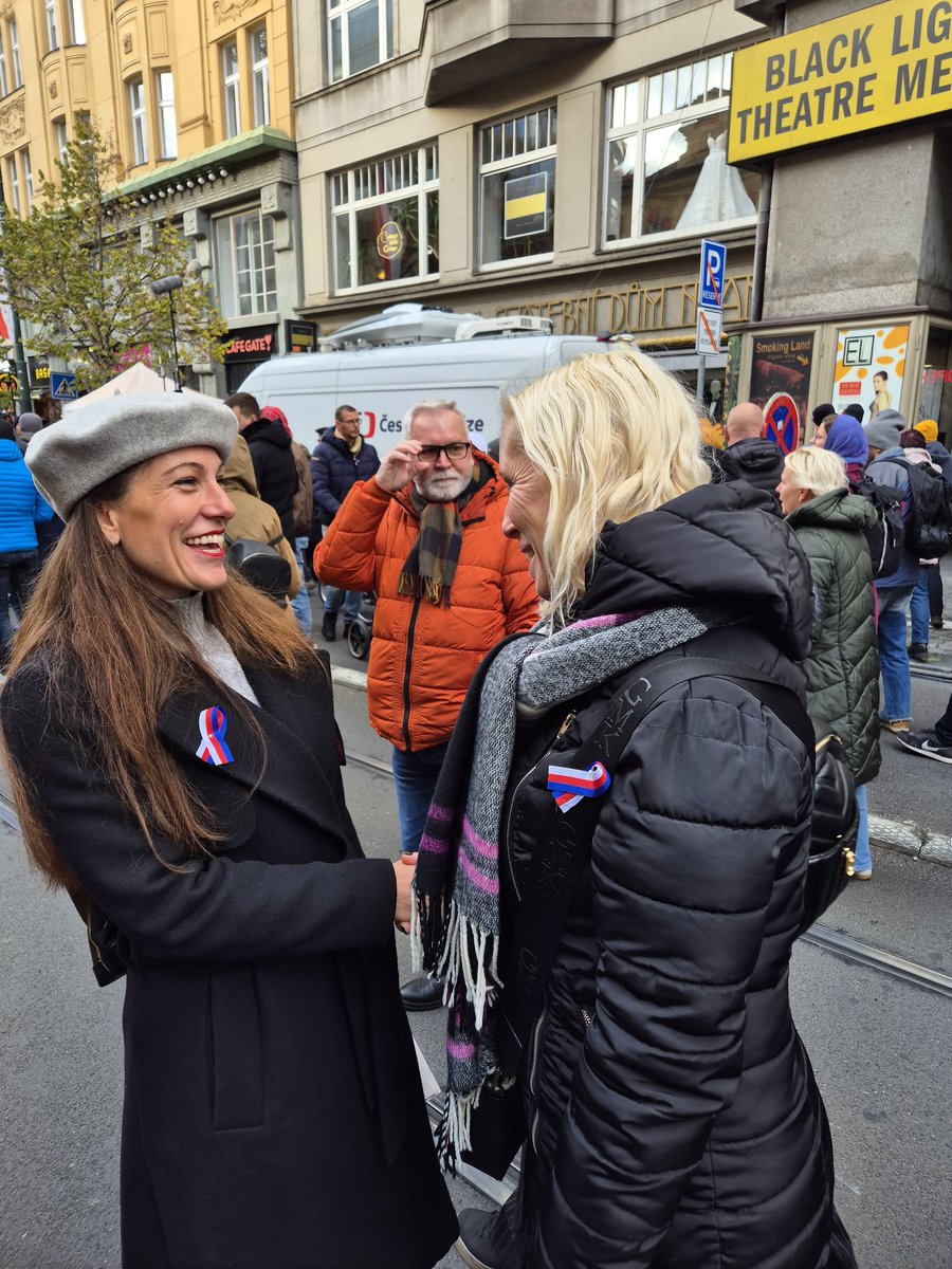 EHablovic's tweet photo. @eva_decroix Já děkuji ❤️ https://t.co/iwwtzmXu8g