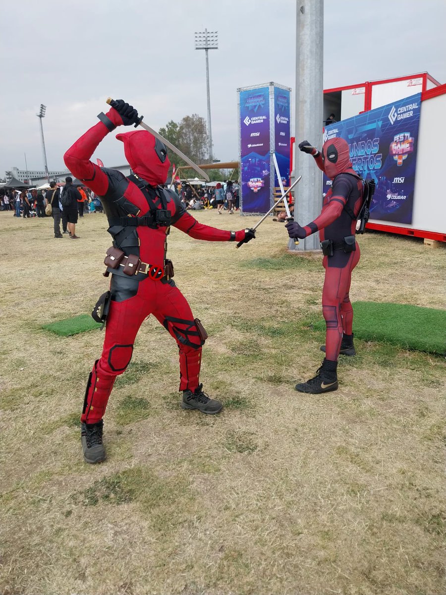stomerger's tweet photo. Encontré otro Deadpool en #FESTIGAMEITAU2024 https://t.co/JdNpl4YHJs