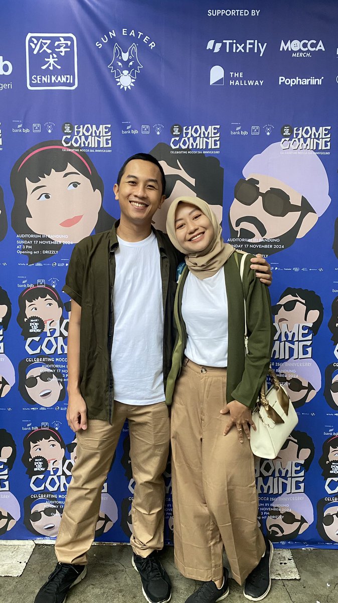 gluluk's tweet photo. Finally keturutan nonton show special ultahnya @moccaofficial 🥹
Udah jadi wishlist dr dulu pgn dateng secret shownya, eh kebetulan tahun ini ultah specialnya ke 25
Happy birthday, Mocca!
Terima kasih lagu2 kalian sudah menemani hari-hariku sejak usiaku 13🥲
Menua bersama Mocca✨ https://t.co/4CWN7pvMVG