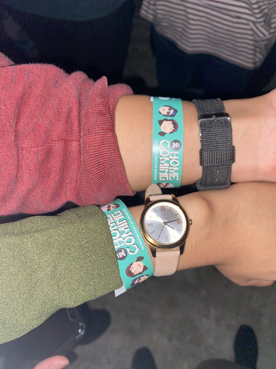 gluluk's tweet photo. Finally keturutan nonton show special ultahnya @moccaofficial 🥹
Udah jadi wishlist dr dulu pgn dateng secret shownya, eh kebetulan tahun ini ultah specialnya ke 25
Happy birthday, Mocca!
Terima kasih lagu2 kalian sudah menemani hari-hariku sejak usiaku 13🥲
Menua bersama Mocca✨ https://t.co/4CWN7pvMVG