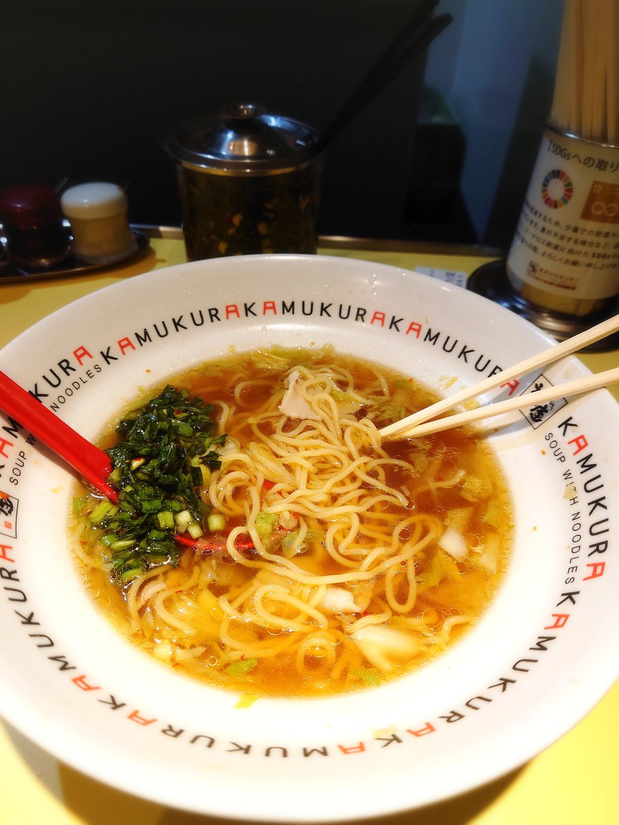 mk_br29's tweet photo. 神座好きすぎて、大阪時代から100杯以上食べてるけどほんま神座食べてる時の幸せな顔は誰にも負けへんくらい幸せなな顔してる自信あるで！うめーー���🕊これからもよろしく生涯のパートナー麺。 https://t.co/co2n2bacZj