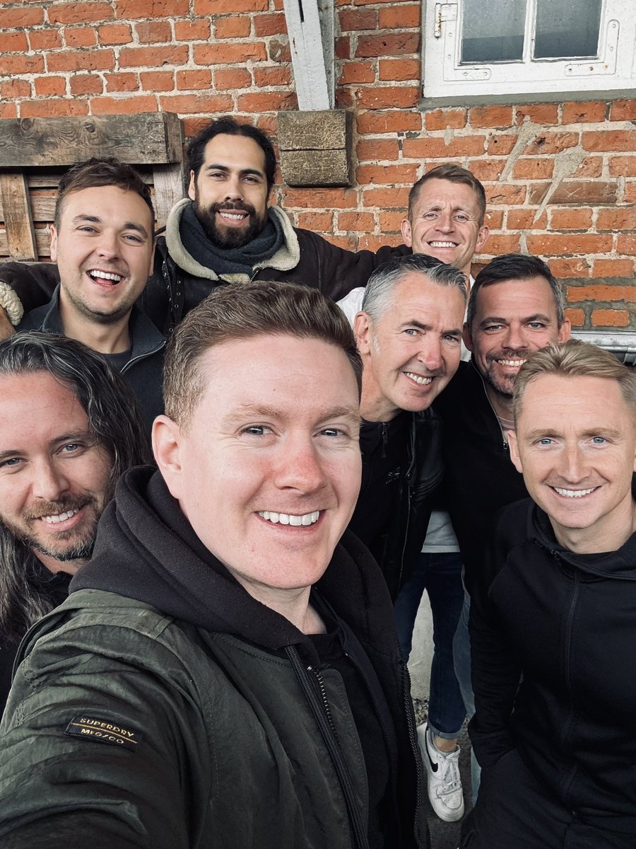 Absolutely blown away!!! 

Only 30mins since launching and already there’s more than 2000 of you from 17 countries across the world joining us at Floors Castle on May 31st. 🤯

This is going to be some party folks!