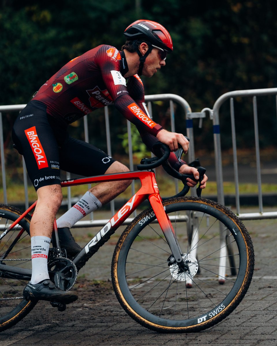 PS_CC_CT's tweet photo. Yordi Corsus takes the WIN in Hamme!🥇💪🏼🔥
#FightToTheFinish #MenU23 https://t.co/GeYLdYMPTf