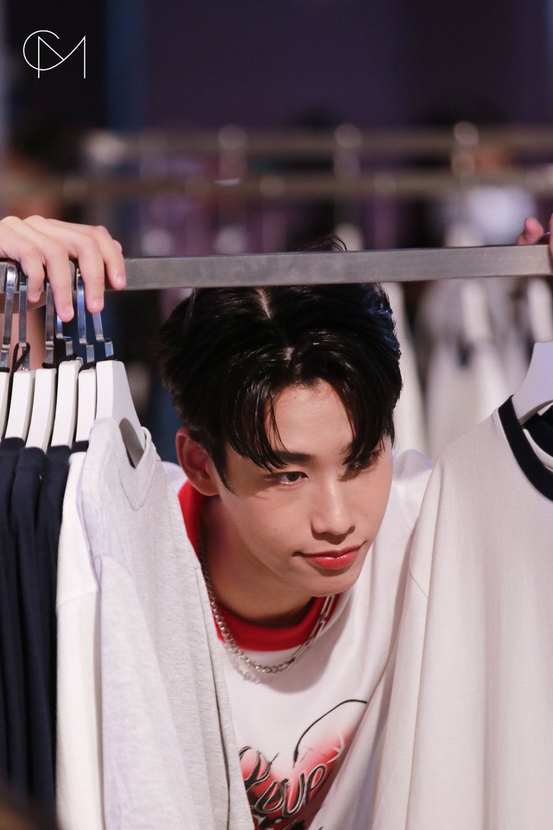 CM2Connect's tweet photo. มีแมว “ ภพ ” รอมัมหมีพาไปเที่ยวอยู่ครับ ในงาน กิจกรรม POP UP STORE Component X Lovesick 2024 

#ppophs
#Component24FW #TheGenCAcademy #Lovesick2024 #ComponentClub #AbsoluteSiamStore
#AbsoluteSiamStorexComponent
#COMPONENTxKRITPHOP
#COMPONENTxLOVESICK2024 https://t.co/iN215Ves4Q