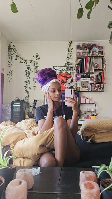 Haven't even made it out of bed yet and look at that. Money just comes so easily.  #findom #tikkieslaaf<a href="/tag/findom"class="tags"><span>#findom</span></a><a href="/tag/paypig"class="tags"><span>#paypig</span></a><a href="/tag/tikkieslaaf"class="tags"><span>#tikkieslaaf</span></a>