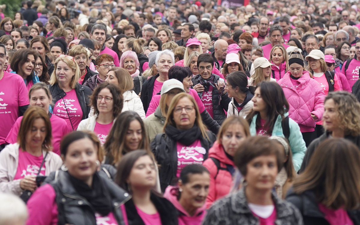 👟 Hoy he participado en la Martxa Katxalin, mostrando el apoyo de <a href="/Gipuzkoa/">Gipuzkoa</a> a la lucha contra el cáncer de mama y ginecológico. Eskerrik asko a los y las participantes por vuestra solidaridad y esfuerzo. Juntos y juntas, continuamos avanzando hacia un futuro libre de cáncer. 💪