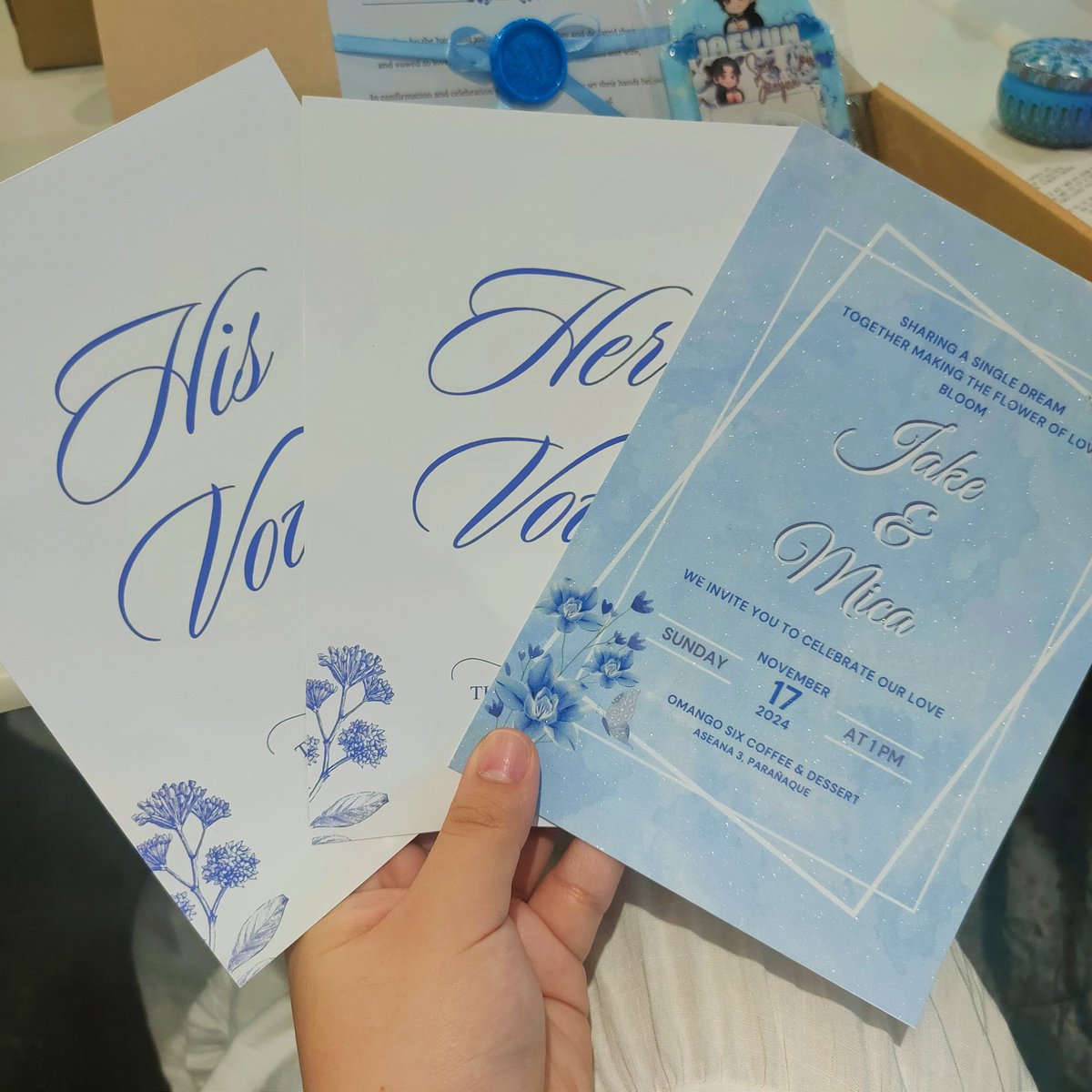 MicaMinwon's tweet photo. Just got married! 🤍💙🤍#SIMplyMeantToBeWithYUN https://t.co/nSafesaxx3