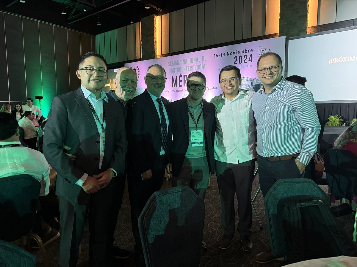 En la inauguración de la #senaga24 en Merida, con uno de los homenajeados el Dr. Marcelo Vela, orgullo Chapin 🇬🇹