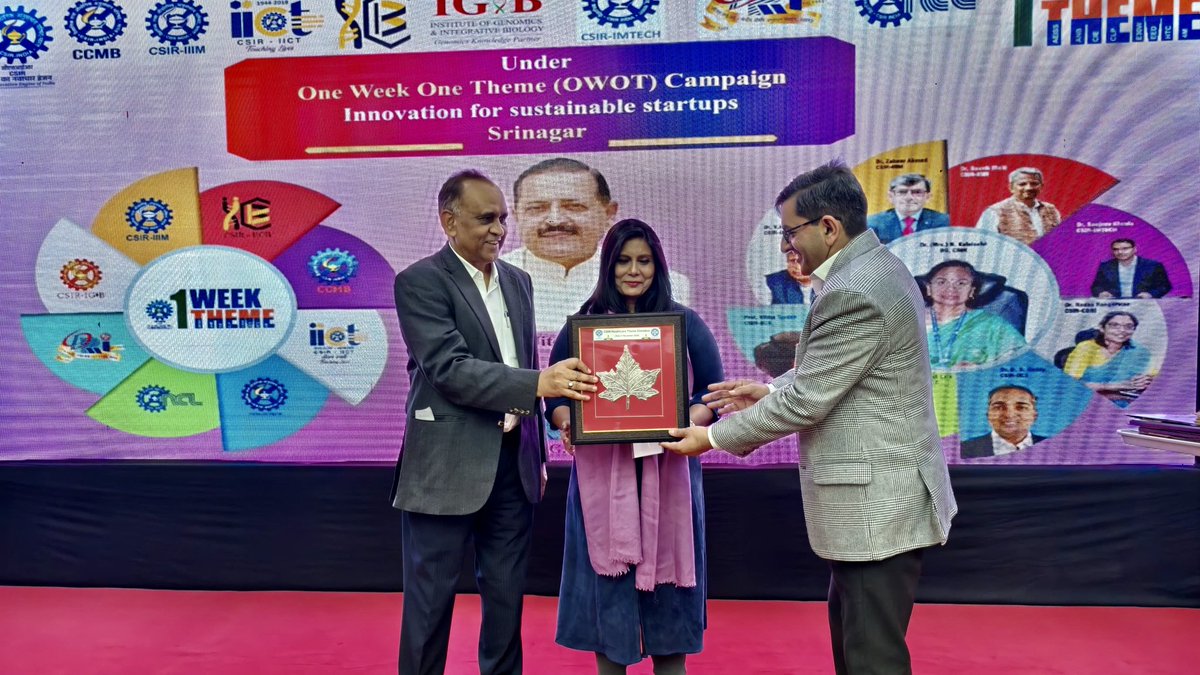 RBakshee's tweet photo. Moderated session on “PhytoPharmaceuticals:Opportunities and Challenges under #OneWeekOneTheme Campaign of @csiriiim held in Srinagar (16-17th Nov’24 ) Inaug by Union Minister @DrJitendraSingh .Thankful @to zabeerahmedb &G.N.Singh Advisor ,CM,UP https://t.co/oqKi0IOl0j