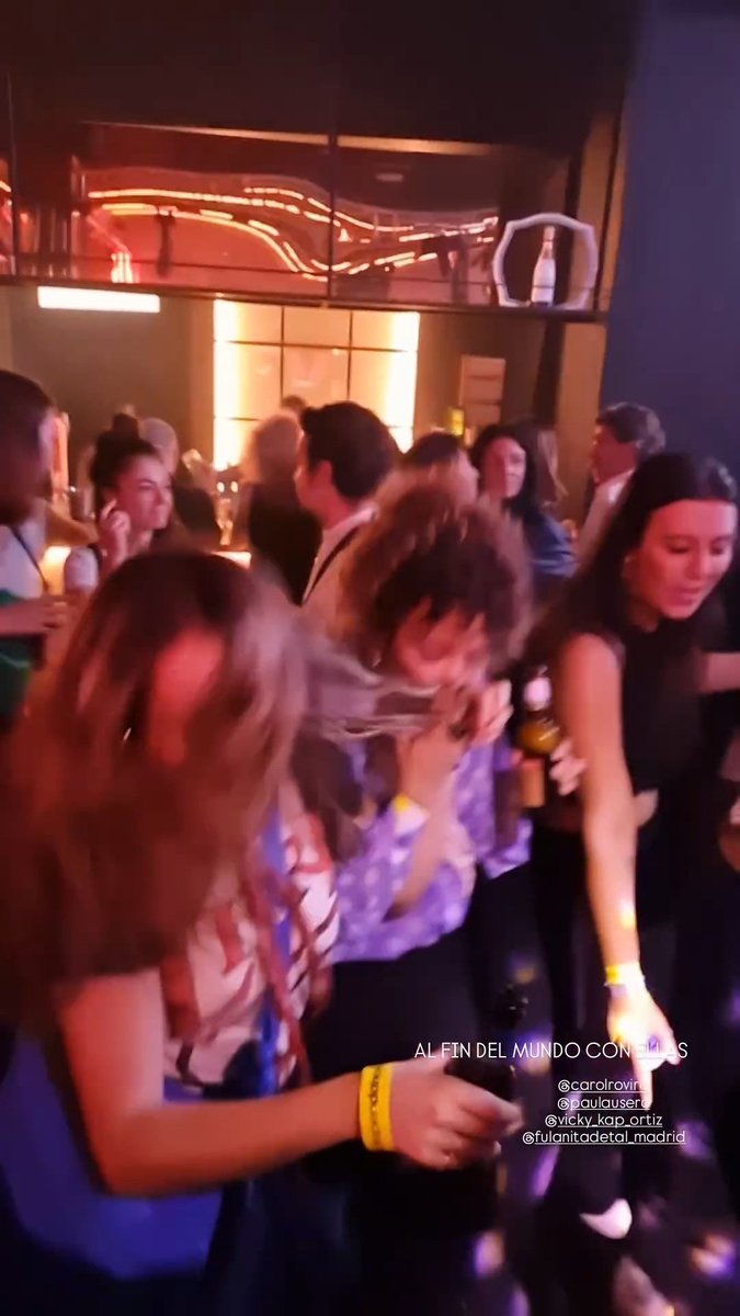 HASTA EL FIN DEL MUNDO Y MAS ALLA CON USTEDES SIEMPRE! LAS AMO INFINITO! GRACIAS UNIVERSO!!!!💕🫶🌙✨️
#Luimelia #Paurol