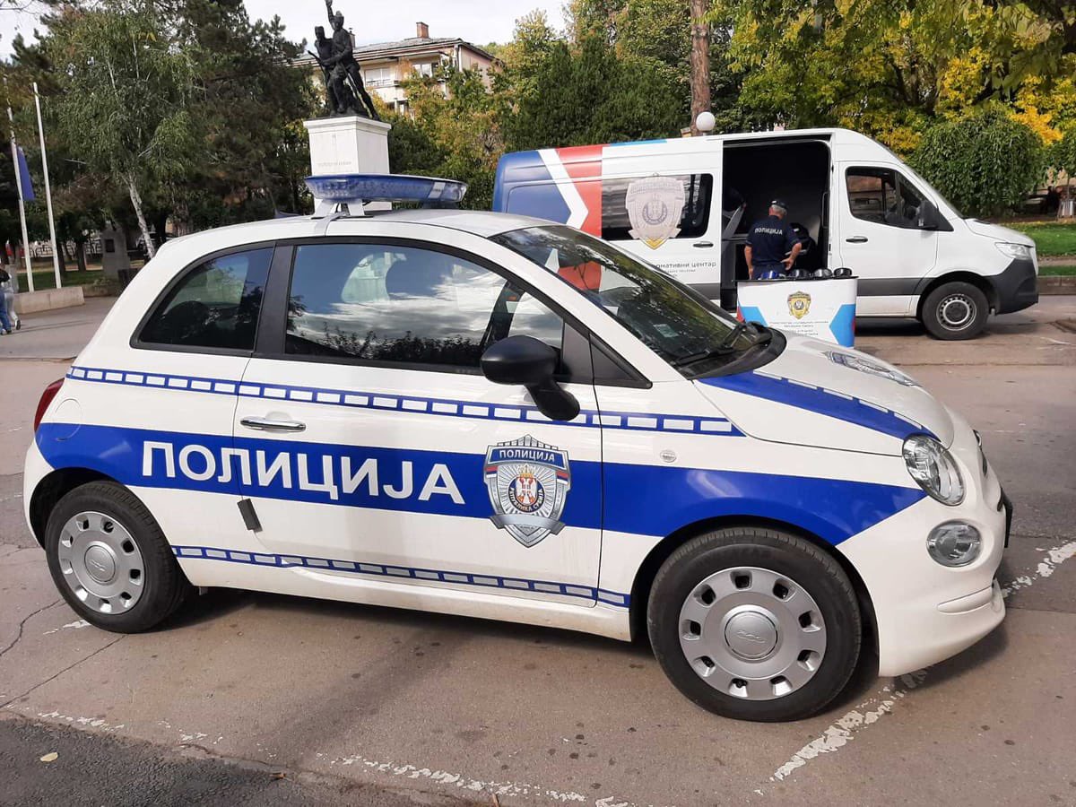 Andrej_P02's tweet photo. Питај своје за з��менско, добро им познајеш возила https://t.co/OZ6fh69CKp