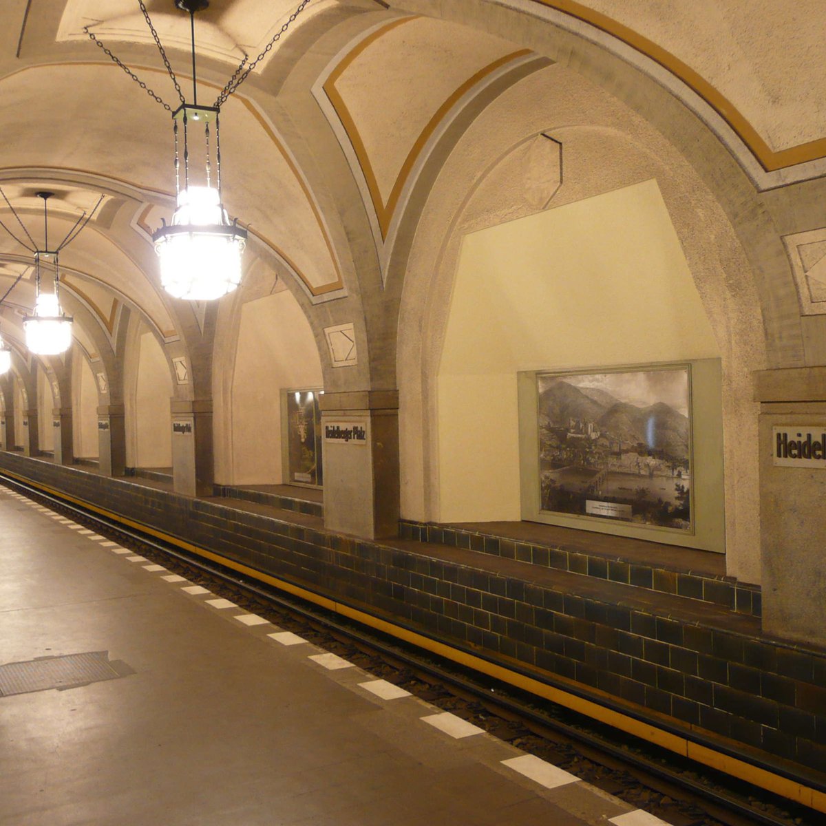 Slow Travel Berlin tweet media