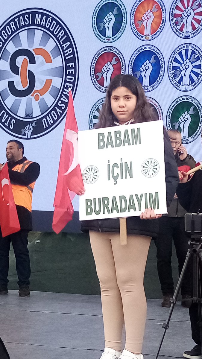 Allah yolunu bahtını açık etsin güzel kızım iyiki varsın varlığın  güç veriyor...

Teşekkür ederim..
TBMMye Sesleniyoruz 
#StajyerÇıraklarKartaldanHaykırıyor