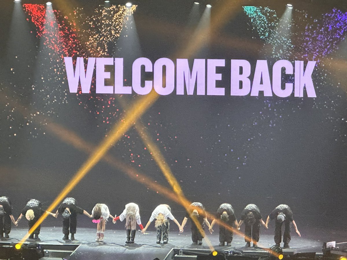 WeLoveDara's tweet photo. THANK YOU WE LOVE YOU!! https://t.co/bqmzue417J
