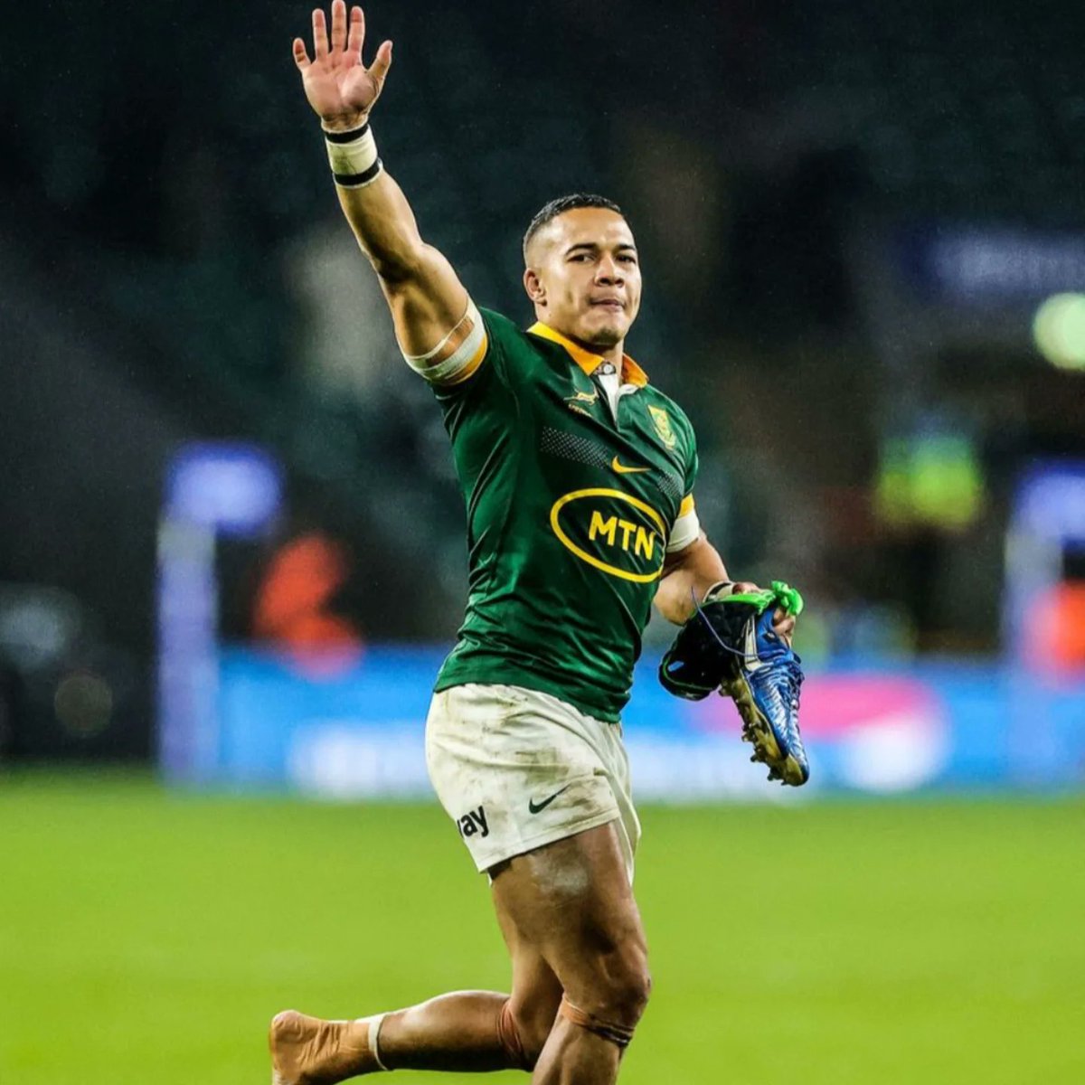 CheslinKolbe's tweet image. Thank you Twickenham 🙏 We go again 🇿🇦