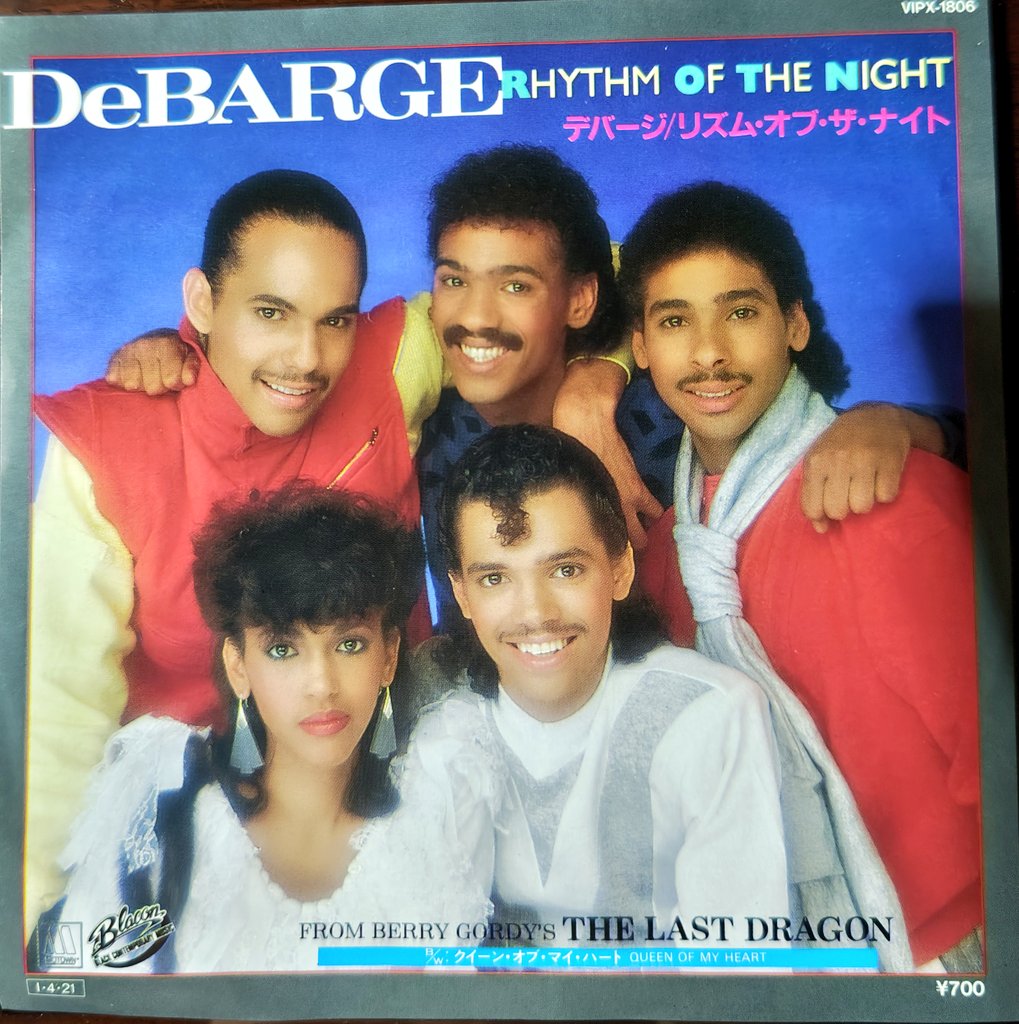 bobbylikesfish's tweet photo. カリプソのリズムが楽しい、デバージのこの曲で今夜は〆ます…
ライオネル・リッチーの「オール・ナイト・ロング」に通じるキャッチーでダンサブルなこの曲を聴くと、思わず踊り出したくなりますね…
#レコード
#DeBarge
#rhythmofthenight
#vinyl https://t.co/aSupjOJMqg