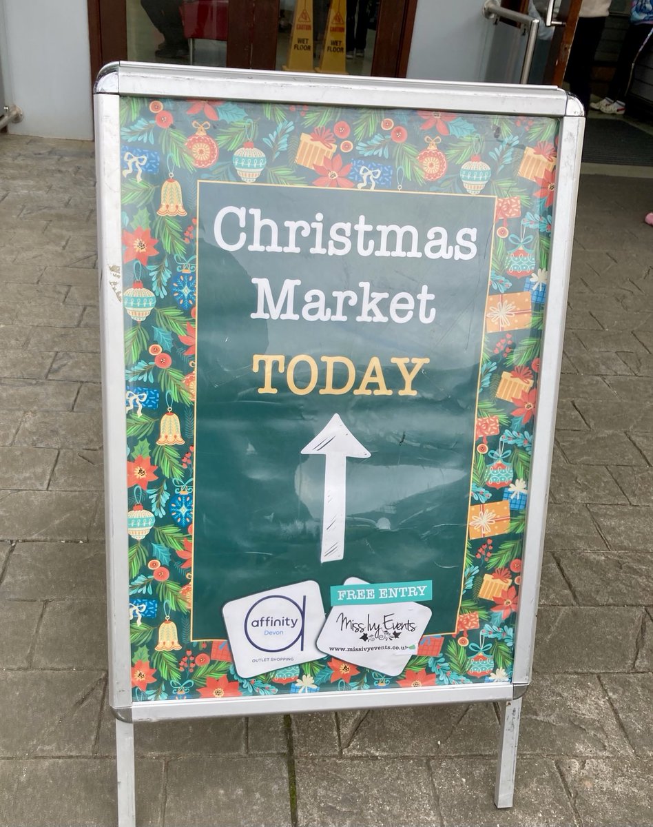 There’s a fabulous indoor/outdoor Christmas Market ⁦<a href="/AffinityDevon/">Affinity Devon</a>⁩ Bideford today