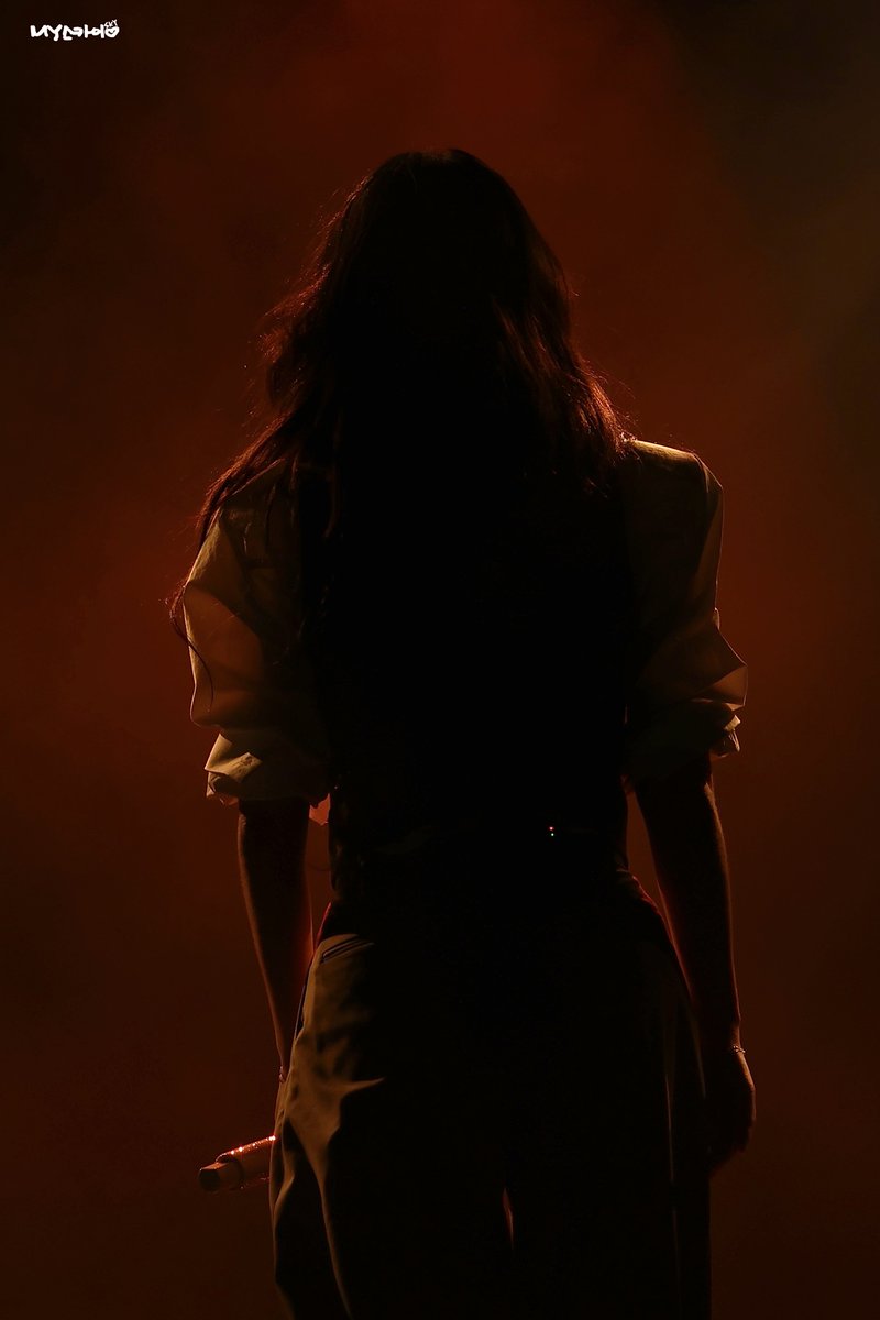 241117
토크콘서트 🎤 

수트 최고🫠

#마마무 #솔라 #Mamamoo #Solar