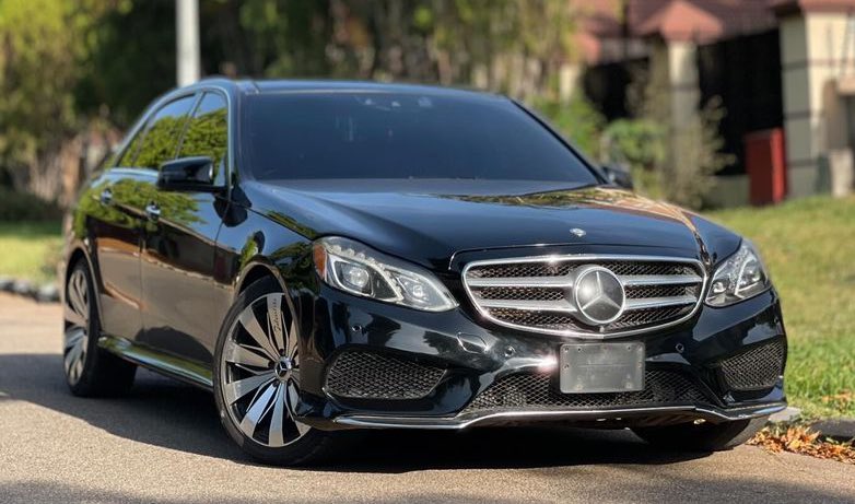 DaggashAutos's tweet photo. MERCEDES BENZ E550
Extremely clean 2015 Model 
Original duty ☑️
🏷️15.8m
📍Abuja https://t.co/2pervrMsde