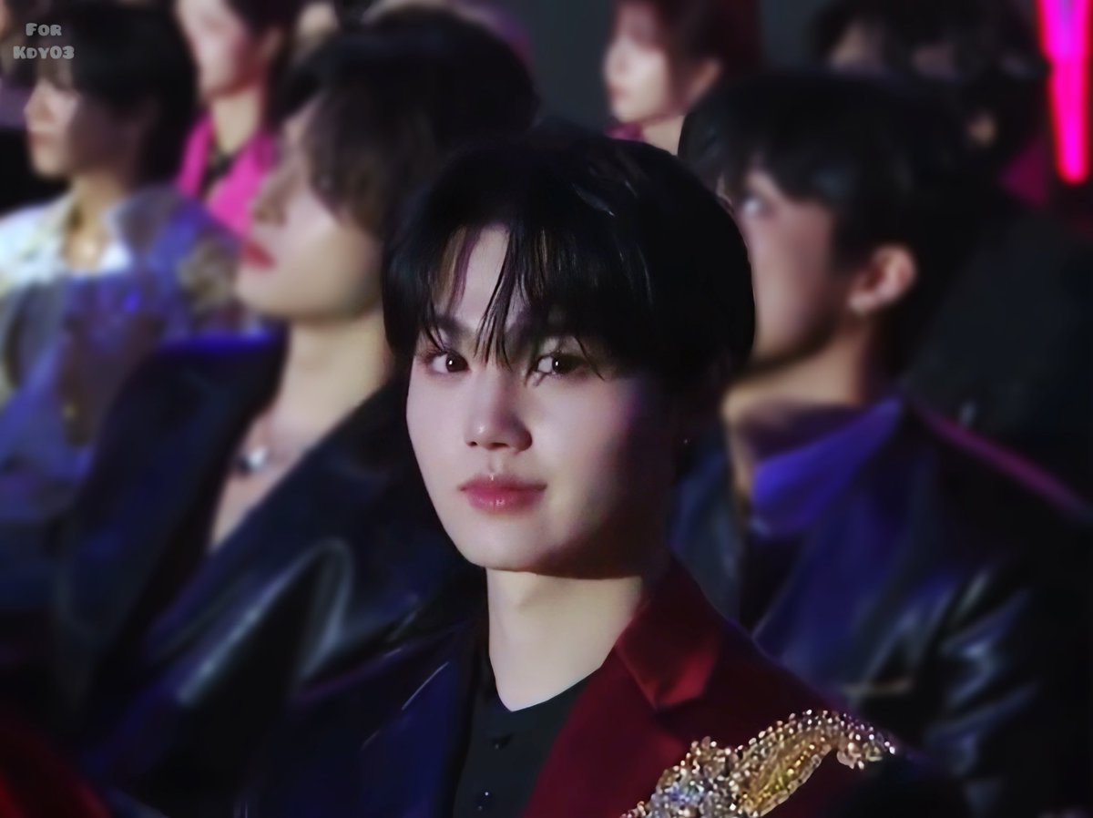 ♡︎ 겨울 소년 ♡︎ tweet media
