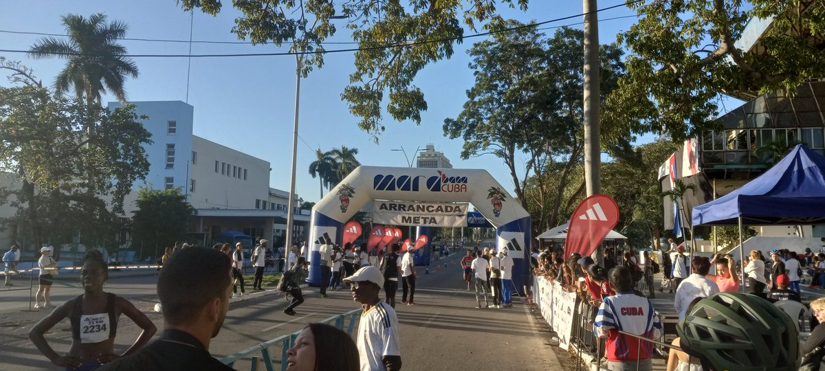 Roilancu1's tweet photo. Estamos en el #Marhabana. El deporte festeja el 505 Aniversario de #LaHabanaDeTodos.
La Capital de la Nación ahora mismo en #ModoDeportivo.
Ninguna adversidad nos Vencerá, aunque lo hermoso nos cueste la vida.
#LaHabanaViveEnMí
#FuerzaCuba https://t.co/tmrCTgGOls