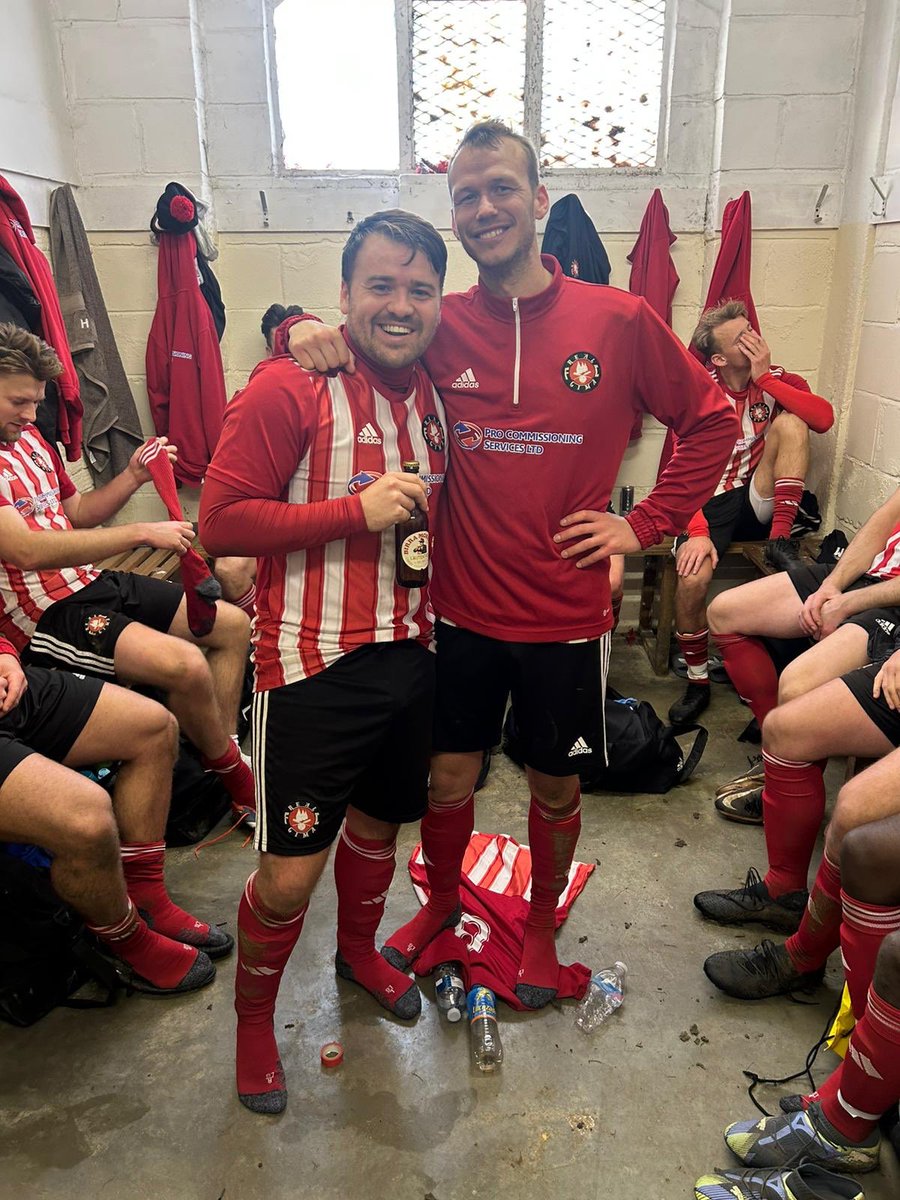 FT | The 𝙍𝙀𝘿 𝙈𝙀𝙉 advance in the Kent Sunday Premier Cup with a convincing win this morning. 

Real Gima 3-0 Metrogas Sundays 

Goalscorers;
Si Walton 
Louis Lovell 
Josh Hornby   

Jim Trueman picks up the <a href="/BirraMorettiUK/">Birra Moretti UK</a> MOM