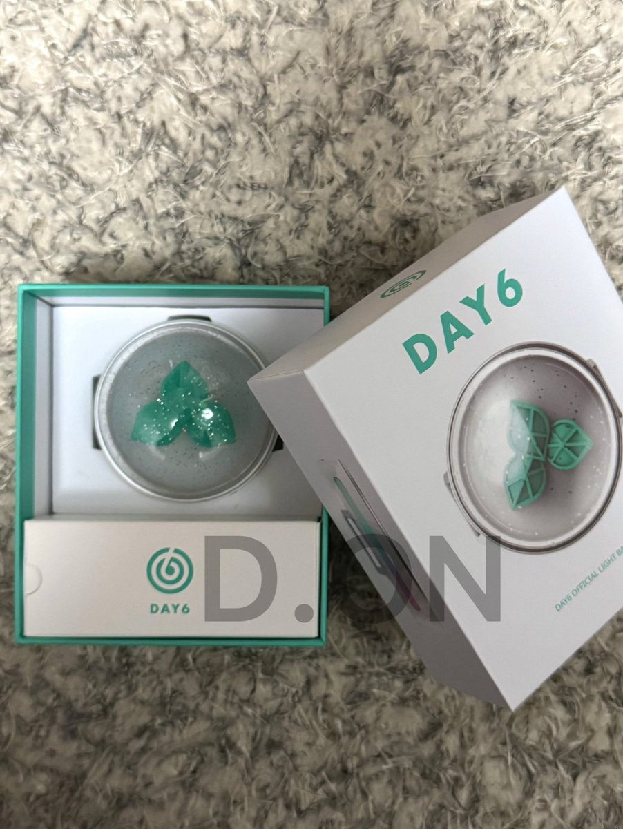 대상 가수 데이식스..🥹 
#RT 추첨 1분께 마데워치를 나눔합니다🍀

☘️~ 12/1 

🏁꼭🥺 마이데이 분이 받아가셨으면 하는 바람으로 당첨자 분에 한해 “공식 / 버블 (50일 이상) / 공연 관람” 중 한가지 인증 받겠습니다 ! 
🏁배송비(0.5) 부담 가능하신 분만 참여해주세요｡·͜·｡

#데이식스 #마데워치