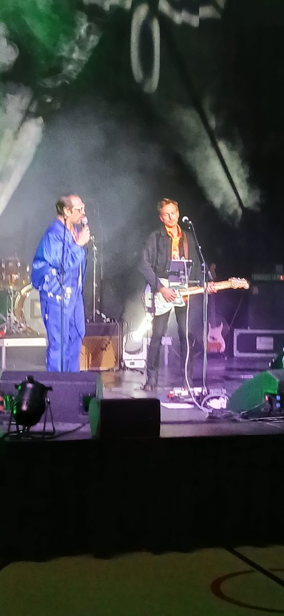 ScottnJules tweet media