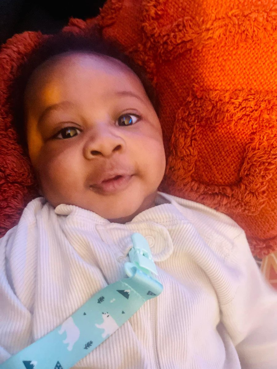 Jasi_Vibes's tweet photo. Listen…I KNOW everyone thinks their baby is cute but OMG!!! My little man is off the charts 😍 #HappySundee #Sonshine #DailyDoseofDKari https://t.co/xO8XfUAUIE