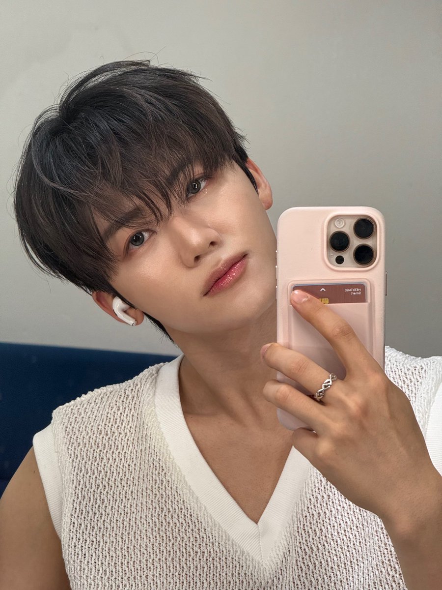 0825media's tweet photo. 241117 🐰💬 UPDATE https://t.co/L8nu97qH5h