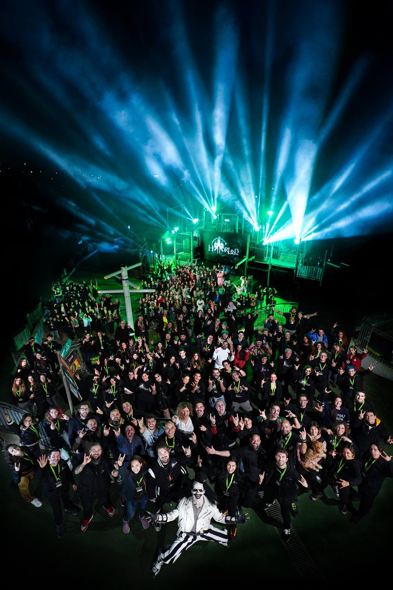 Dicen que si eres capaz de mirar fijamente a la parca, en lo más profundo de sus cuencas, puedes ver los rostros de tus verdugos 🔪💀

Gracias a todo el equipo que ha hecho posible esta sexta edición de #Horrorland 🖤🫶🏼